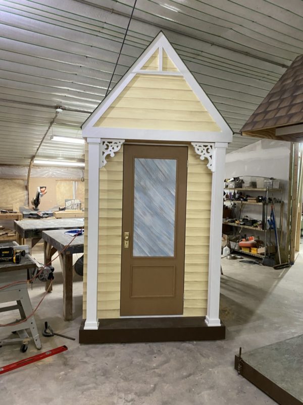 Reversible Foster House