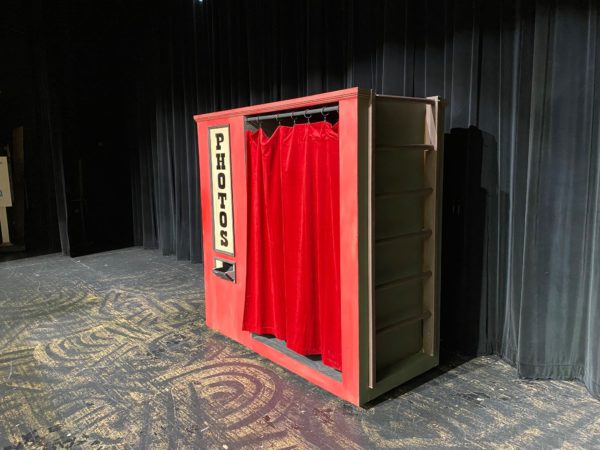 AML-02 Reversible Photo booth/Confessional