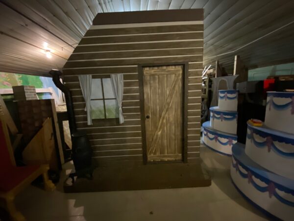 Reversible Log Cabin