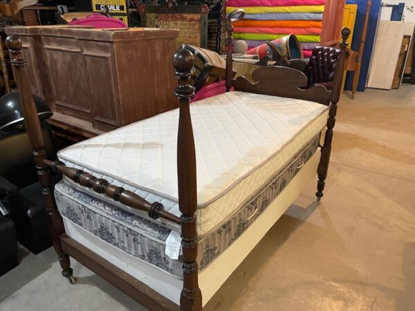 Four Post Twin Bed