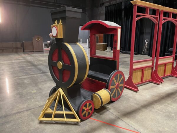 Train Engine with 3 cars set
