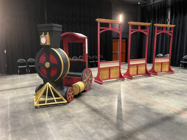Train Engine with 3 cars set