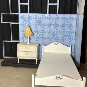 Twin Bed for Matilda's Bedroom Float MAT-04