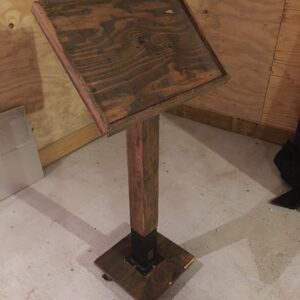 Mobile Wood Post Podium       GFP-47