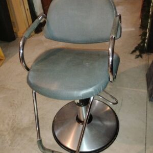 Beautician's Chair Gray    GFP-34